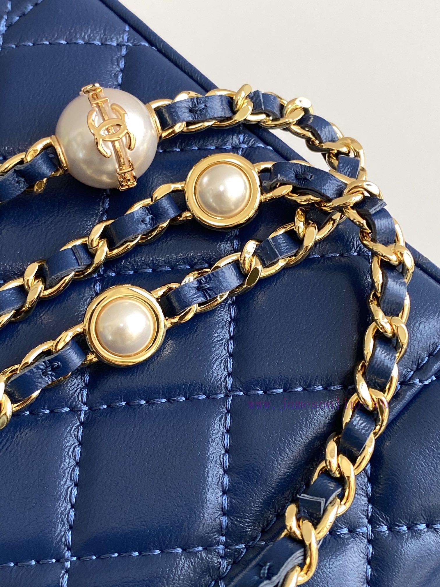 Chanel Bag The 24K pearl makeup bag is super luxurious, made of high-quality sheepskin mater 68ngsbjz - Image 7