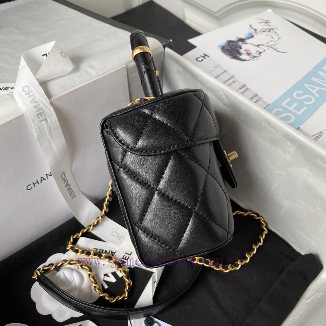 Chanel Bag The Chanel 23S new AS3973 handle makeup bag is a super popular item of the season xrbcc9s1 - Image 5