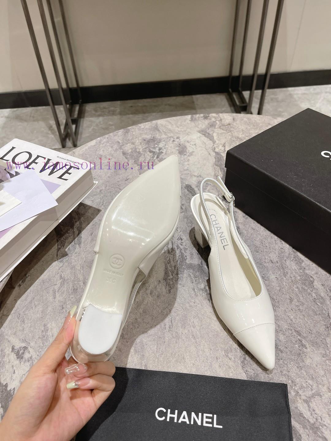 Chanel's 2024 early spring new pointed and thick heeled sandalsChanel 2024 Chanel C's latest2i37vi1l - Image 9