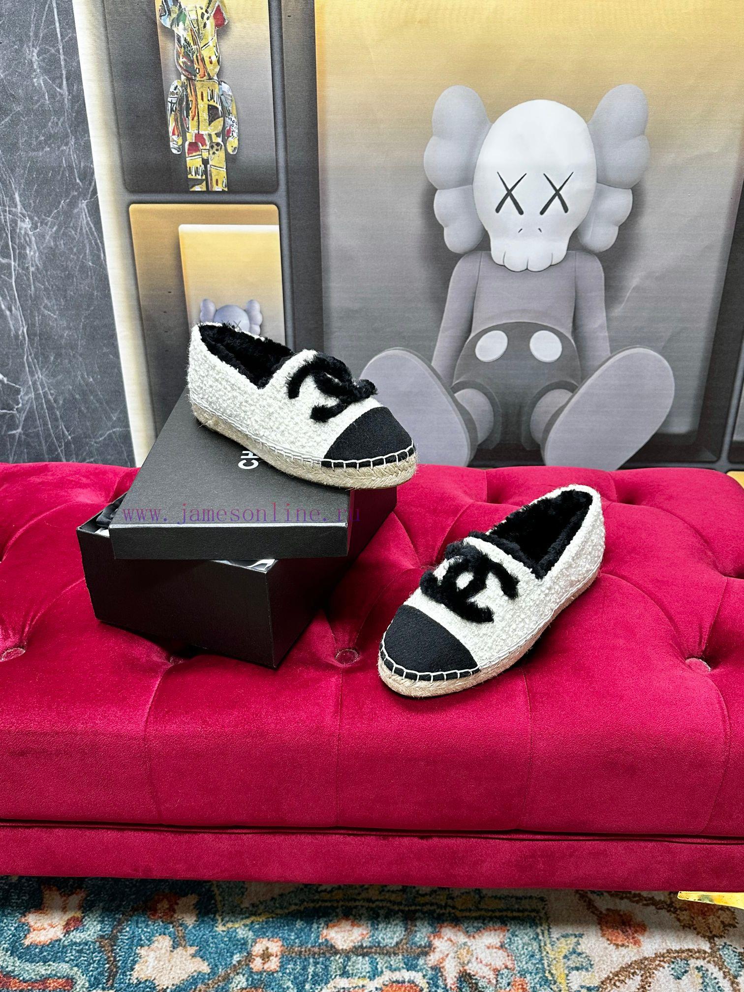 ️ CHANEL 2023 Autumn/Winter New Fisherman's Shoes Top End Inner Footrests Made of Original sijrovtg - Image 5