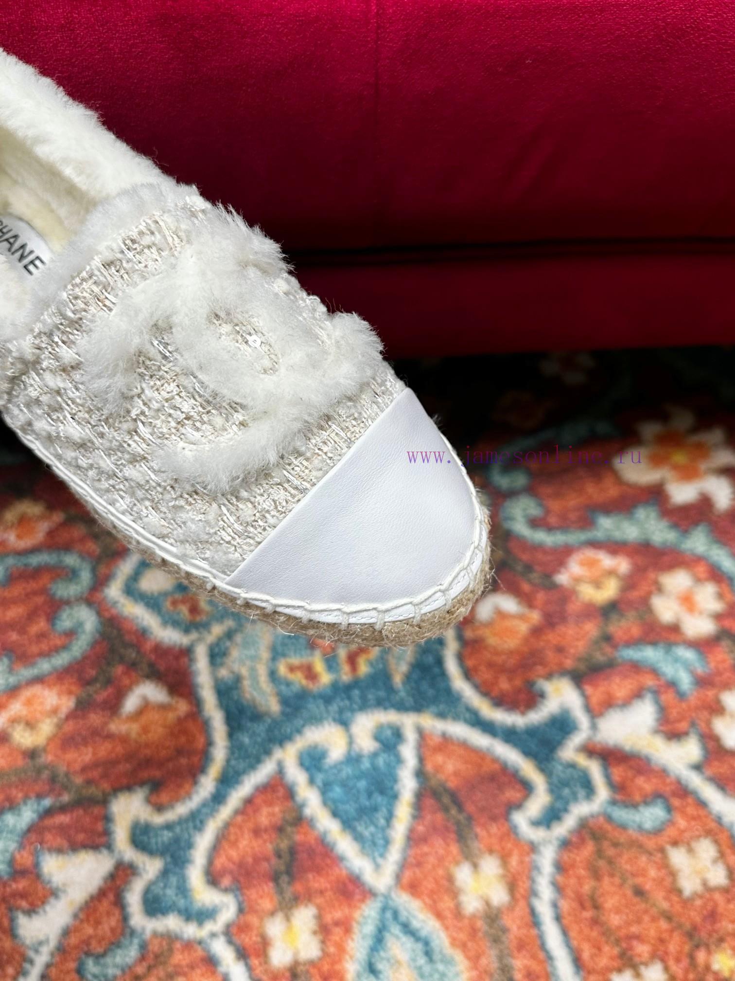 ️ CHANEL 2023 Autumn/Winter New Fisherman's Shoes Top End Inner Footrests Made of Original adj37qch - Image 5