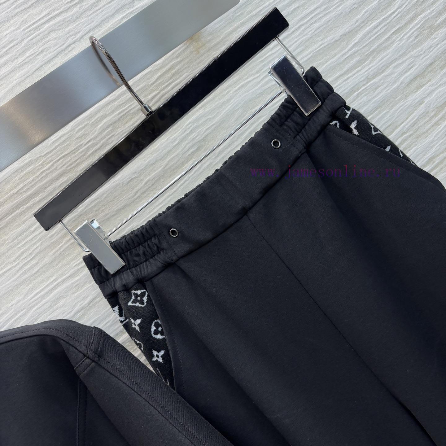 CT77522 Louis Vuitton 25 Early Spring New Collection Sports And Leisure Set Casual And Fashiona ewwecuzn - Image 4