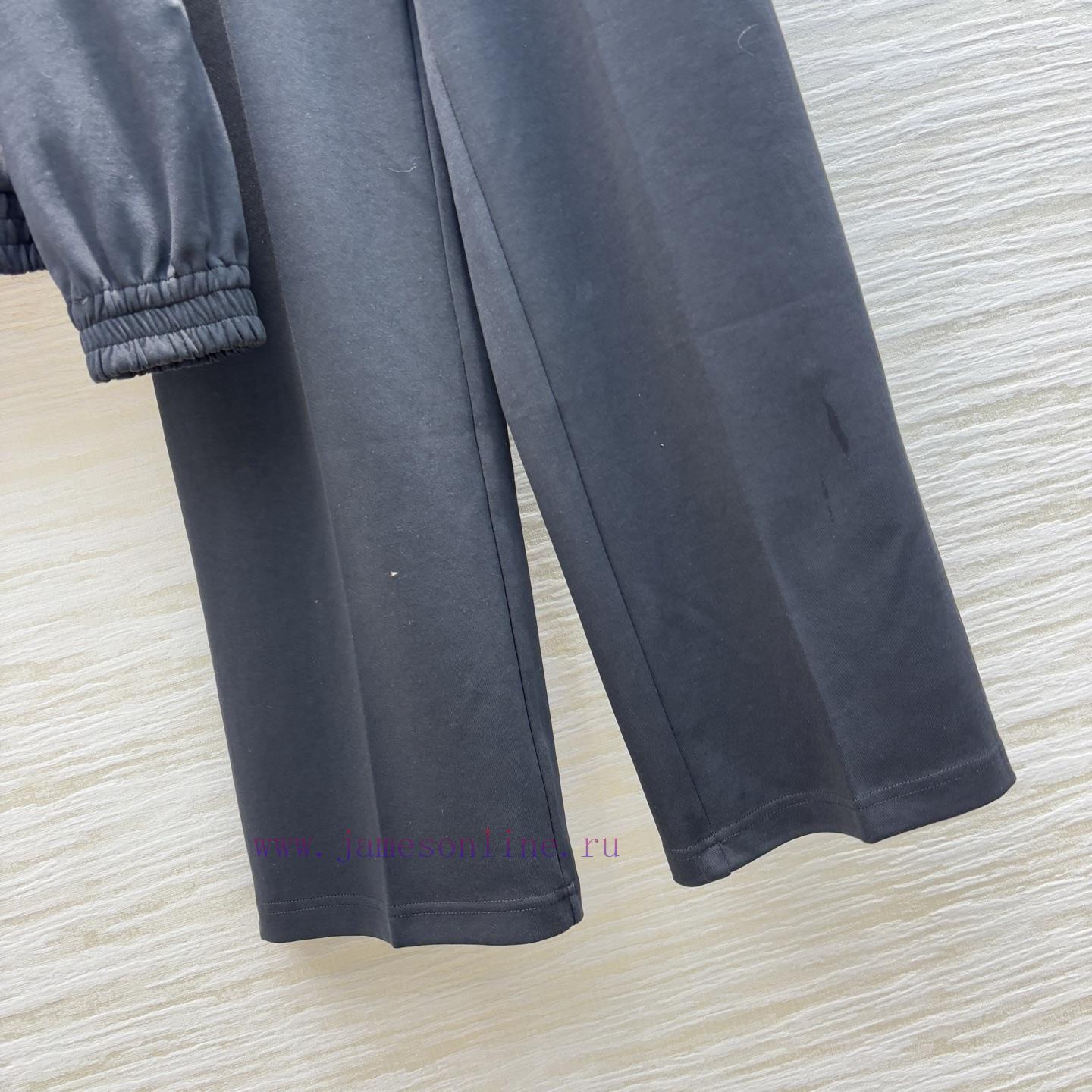 CT77522 Louis Vuitton 25 Early Spring New Collection Sports And Leisure Set Casual And Fashiona ewwecuzn - Image 8