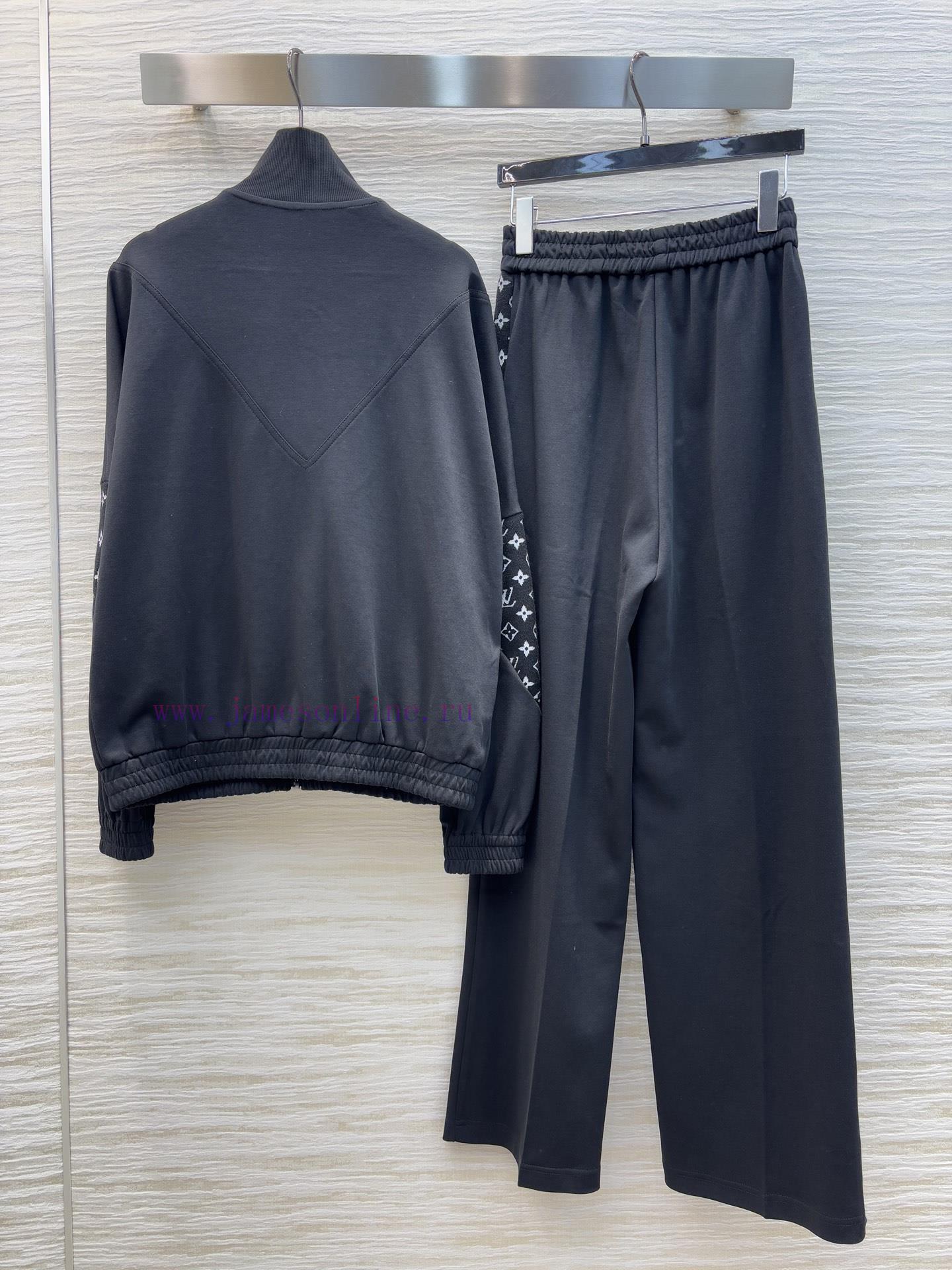 CT77522 Louis Vuitton 25 Early Spring New Collection Sports And Leisure Set Casual And Fashiona ewwecuzn - Image 9