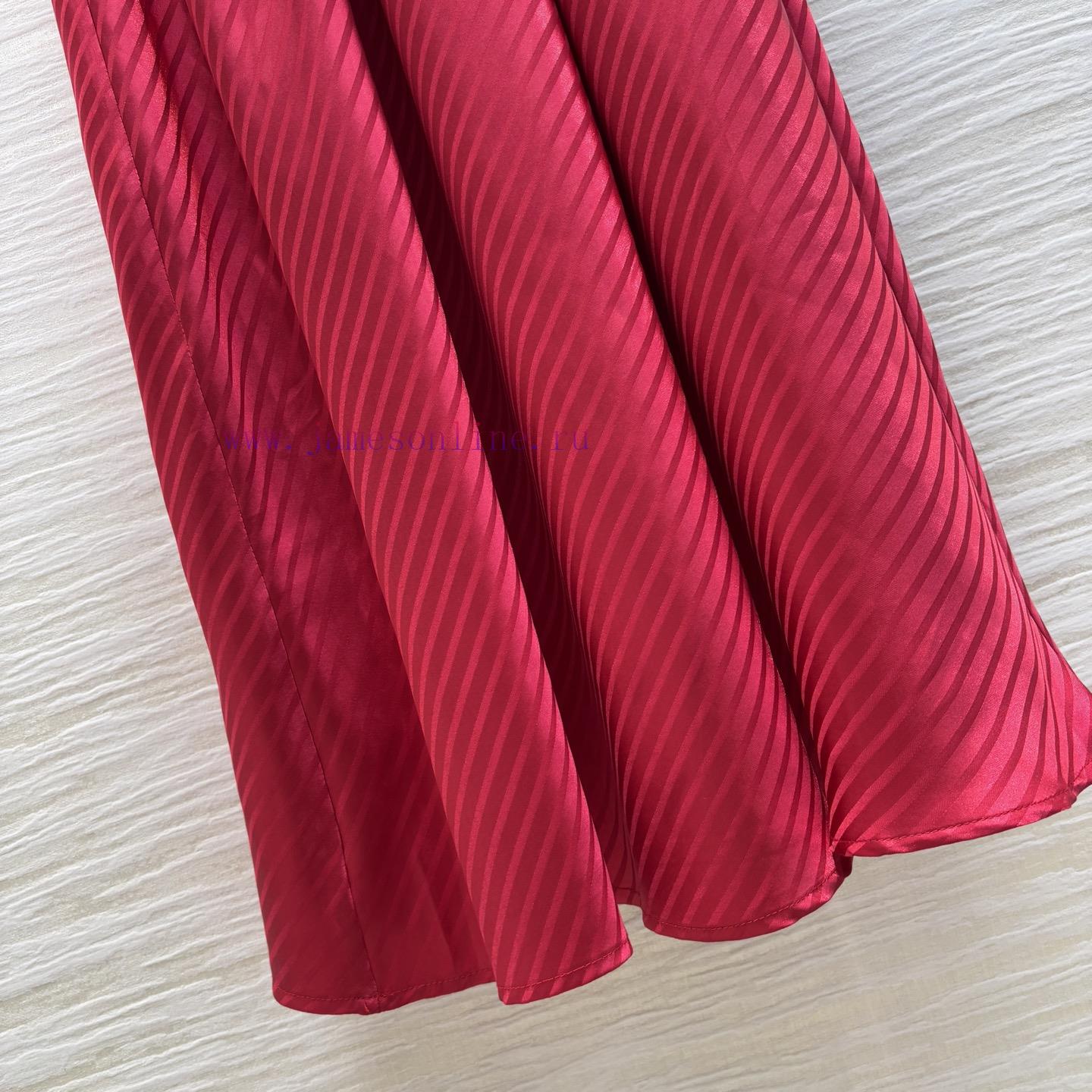 CL77530 Louis Vuitton 25 Spring/Summer Red Ribbon Sleeveless Dress With Pinch Cut Creating A Dy o8adlye8 - Image 8