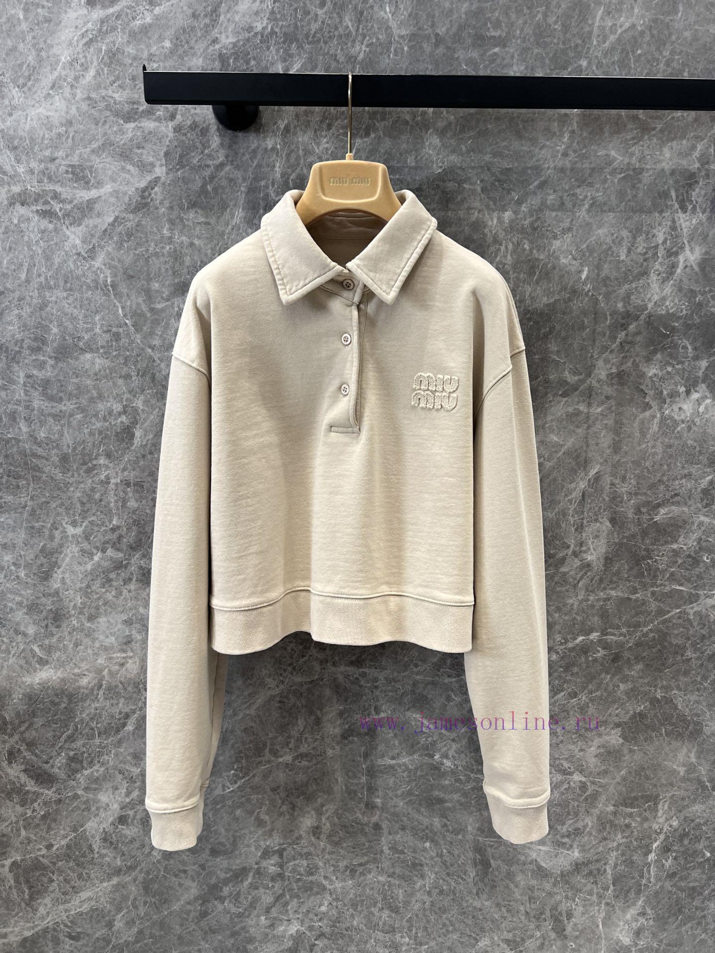 ZT60112 Miumi * 25Ss Early Spring New Embroidered Logo Letter Cotton Polo Sweatshirt+Shorts Set 481n29ed