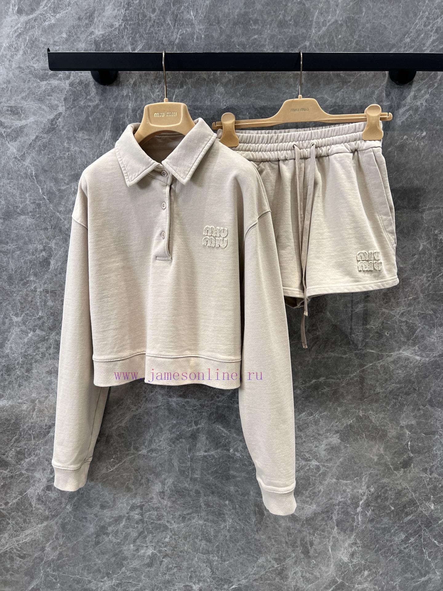 ZT60112 Miumi * 25Ss Early Spring New Embroidered Logo Letter Cotton Polo Sweatshirt+Shorts Set 481n29ed - Image 9