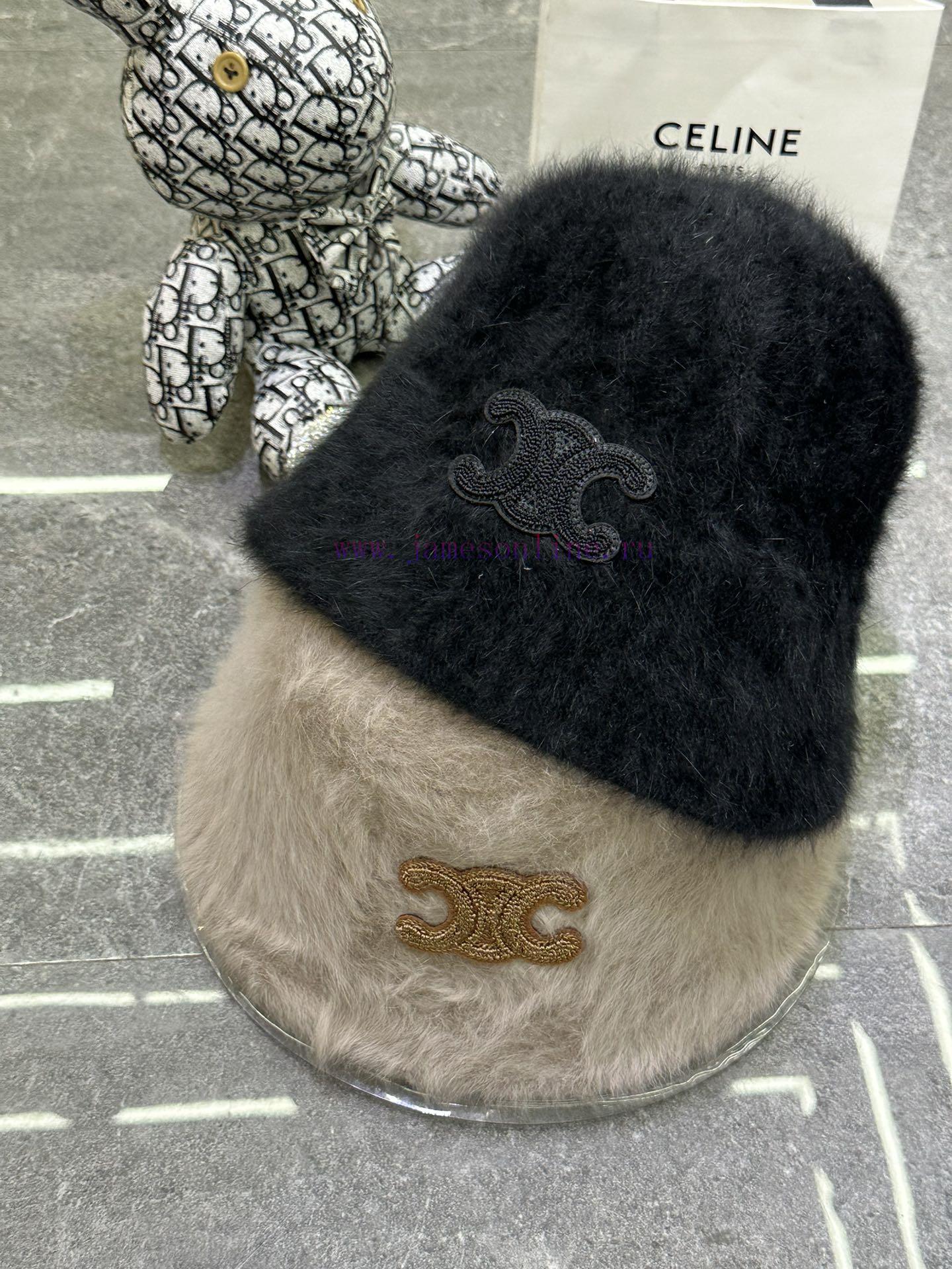 Celine's popular rabbit fur fisherman hat904ob9to