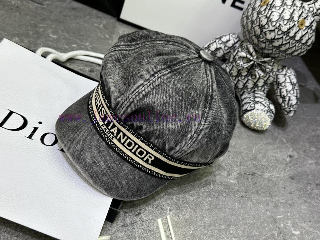 Dior Cowboy Octagonal Hatqqii4wdq - Image 8