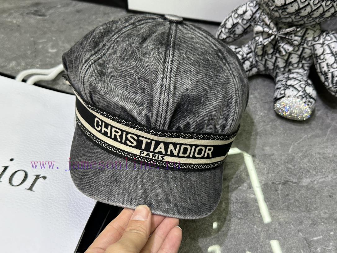 Dior Cowboy Octagonal Hatqqii4wdq - Image 9