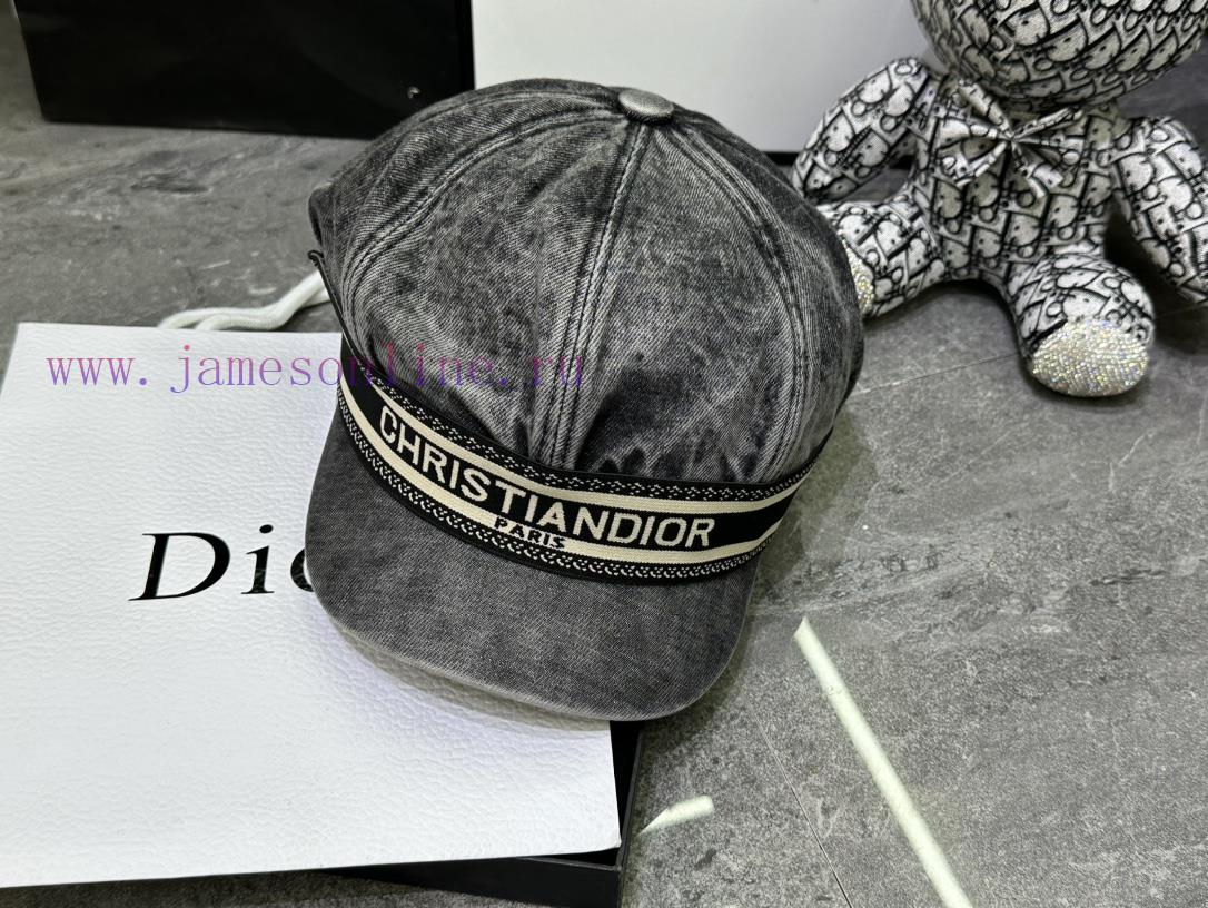 Dior Cowboy Octagonal Hatqqii4wdq - Image 10