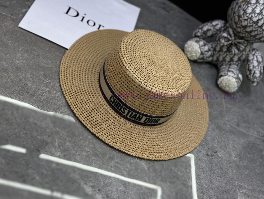 Dior's popular flat top hatqenln37e - Image 5