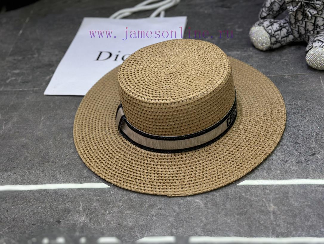 Dior's popular flat top hatqenln37e - Image 7
