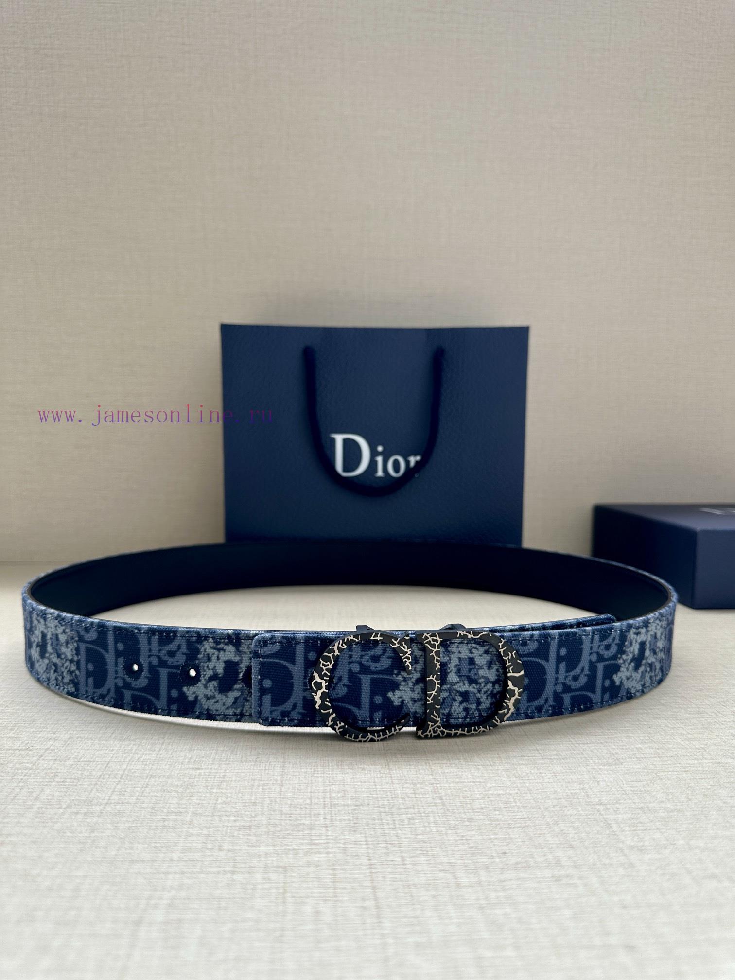 Width 3.5cm. This double-sided belt is made of 35mm blue denim fabric with smooth cowhide Ob vxqm4ew8