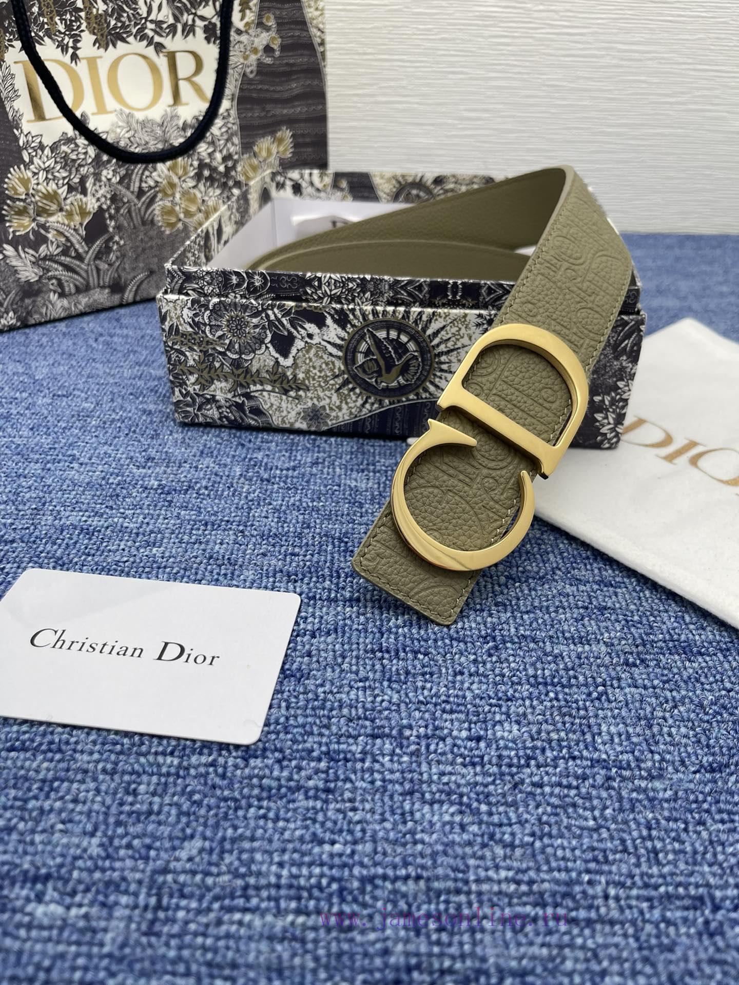 This 35mm double-sided belt from Dior combines elegant temperament with modern style. On one afb2vzmv - Image 6