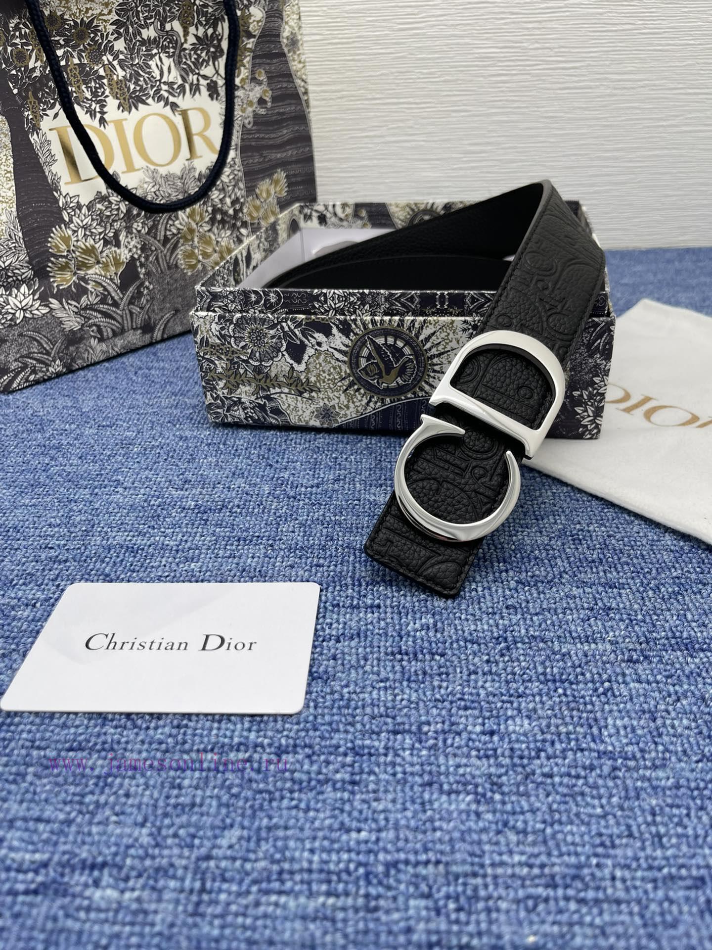 This 35mm double-sided belt from Dior combines elegant temperament with modern style. On one qywpagoe - Image 6