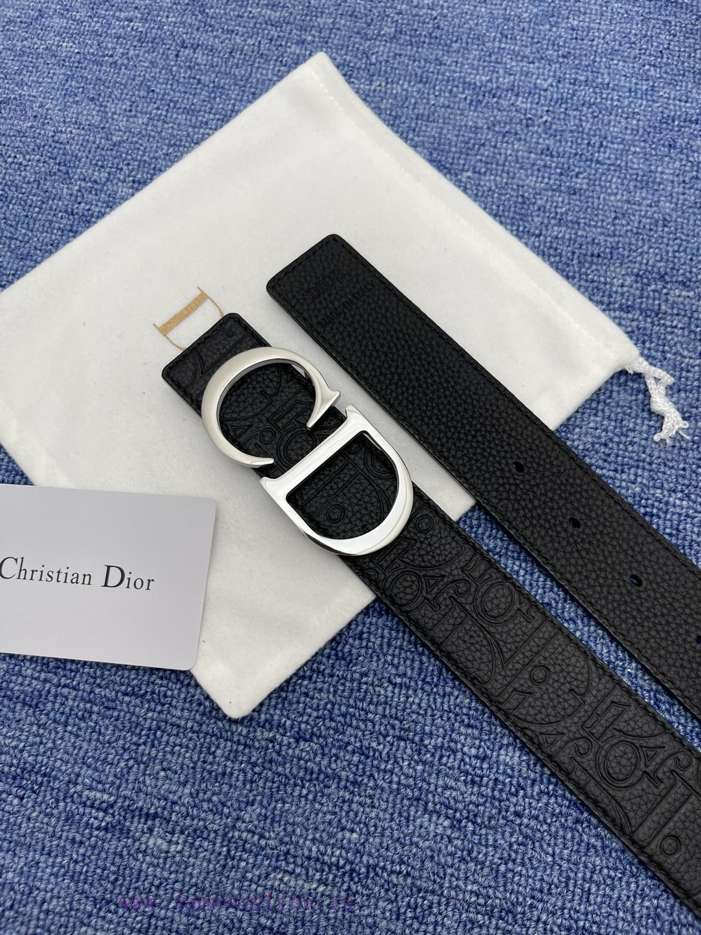 This 35mm double-sided belt from Dior combines elegant temperament with modern style. On one qywpagoe - Image 7