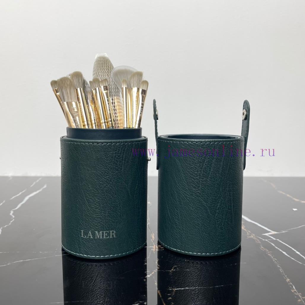 One To One/The 14 Piece Set Of Sea Blue Mystery Round Bucket Makeup Brush Is Not Made Of Beauty 7a4hfgcb - Image 5