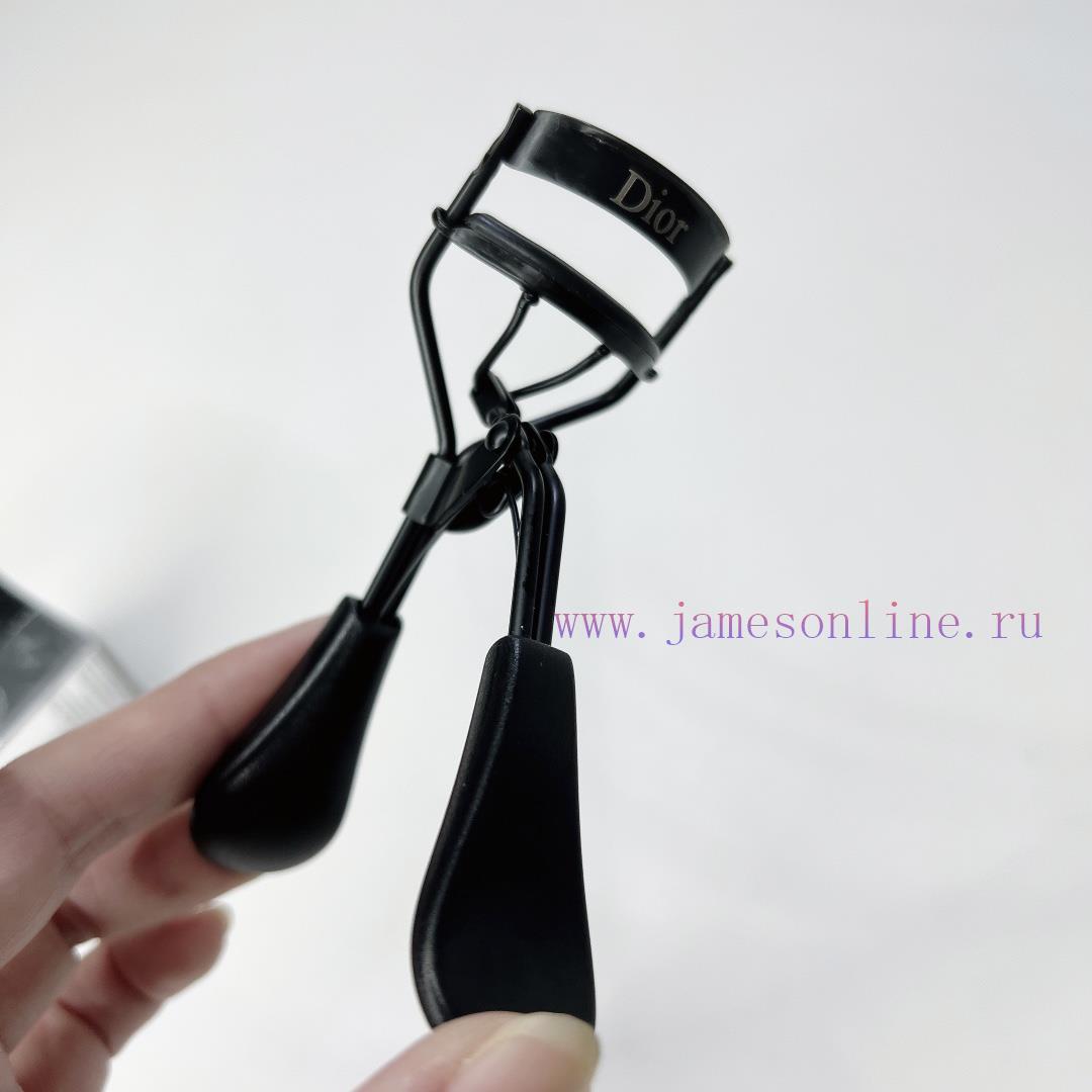 One To One/Dior Backstage Eyelash Curler Is Probably The Best Eyelash Curler I Have Ever Used. 077h8djk - Image 5